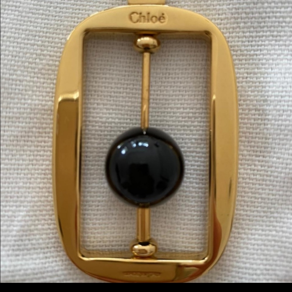 Chloe Pendant Necklace 400$